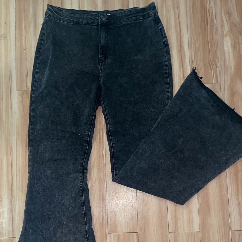 Mid rise FLARE jeans